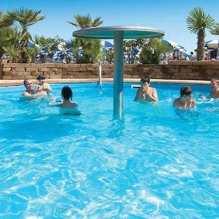 King Hotel Cattolica Eksteriør billede